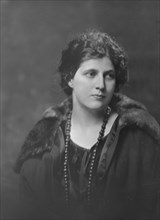 Miss M. Canfield, portrait photograph, 1919 Feb. Creator: Arnold Genthe.