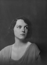 Miss Helen Chamberlain, portrait photograph, 1918 May 28. Creator: Arnold Genthe.