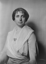 Mrs. A.E. Cohn, portrait photograph, 1918 May 13. Creator: Arnold Genthe.
