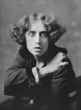 Mrs. De Kerlar, portrait photograph, 1918 Feb. 11. Creator: Arnold Genthe.