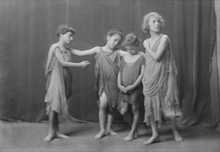Elsie Dufour dancers, portrait photograph, between 1918 and 1920. Creator: Arnold Genthe.