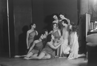 Ethel Mandel dancers, portrait photograph, 1934 Jan. 27. Creator: Arnold Genthe.