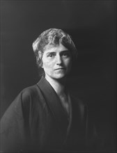 Mrs. Garrison, portrait photograph, 1919 Jan. 21. Creator: Arnold Genthe.