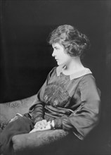 Miss Hasbrouck, portrait photograph, 1918 Nov. 23. Creator: Arnold Genthe.
