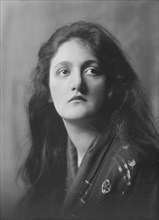 Miss H. Hewitt, portrait photograph, 1918 Mar. 22. Creator: Arnold Genthe.