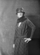 Mrs. S.N. Hinckley, portrait photograph, 1919 May 2. Creator: Arnold Genthe.