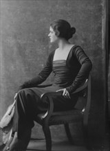 Miss Lydia Hoyt, portrait photograph, 1918 Feb. 6. Creator: Arnold Genthe.
