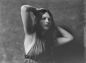 Miss Madrienne La Barre, portrait photograph, 1918 May 21. Creator: Arnold Genthe.