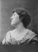 Miss Lachaise, portrait photograph, 1919 Nov. 6. Creator: Arnold Genthe.