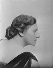Mrs. Allan Masser, portrait photograph, 1919 Aug. 4. Creator: Arnold Genthe.