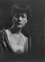 Mrs. Wilhelm Meyer, portrait photograph, 1919 Nov. 3. Creator: Arnold Genthe.