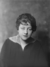 Mrs. F.F. Modiano, portrait photograph, 1918 Jan. Creator: Arnold Genthe.