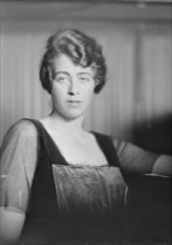Miss Bose Norton, portrait photograph, 1918 Feb. 8. Creator: Arnold Genthe.