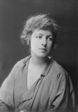 Mrs. B. O'Reilly, portrait photograph, 1918 Oct. 5. Creator: Arnold Genthe.