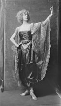 Miss Beatrice Linda Swanson, portrait photograph, 1918 Mar. 27. Creator: Arnold Genthe.