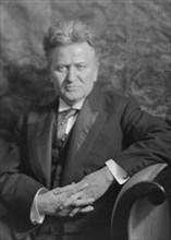 La Follette, Robert, Senator, portrait photograph, 1912 Apr. Creator: Arnold Genthe.