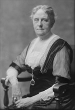 Randol, J.B., Mrs., portrait photograph, 1914 Dec. 3. Creator: Arnold Genthe.