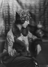 Riobouchinsky, F., Mrs., portrait photograph, 1916 Jan. 3. Creator: Arnold Genthe.