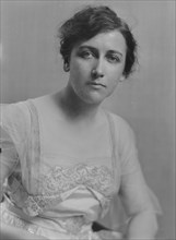 Underwood, S.K., Mrs., portrait photograph, 1916. Creator: Arnold Genthe.
