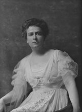 Wise, Henry A., Mrs., portrait photograph, 1917 Apr. 24. Creator: Arnold Genthe.