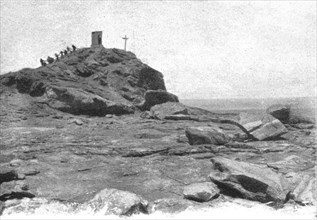 'La croix de Dias. Sur l'emplacement qu'occupe la croix actuelle, Bartholomeu Dias...', 1914. Creator: Unknown.