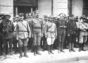 'Un mouvement national a Salonique; Les gendarmes de l'Entente', 1916. Creator: Unknown.