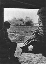 'La Bataille de la Somme; Laissant passer l'orage; Photographie prise du fond d'un depot', 1916. Creator: Unknown.