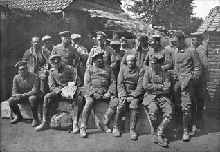 ''Apres la Bataille; Officiers Allemands Prisonniers', 1914. Creator: Unknown.