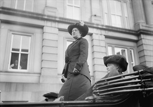 Woman Suffrage - Mrs. Olive Hasbrouck, Mrs. Glendower Evans, 1913. Creator: Harris & Ewing.