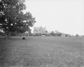 Owensia (i.e. Onwentsia) Golf Club, Lake Forest, Ill., c1901. Creator: William H. Jackson.