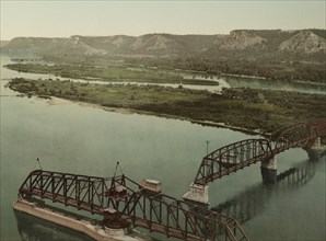 Minnesota, Mississippi River at Winona, c1898. Creator: Unknown.