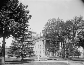 U. of M[ichigan] Medical Building, between 1880 and 1914. Creator: Unknown.