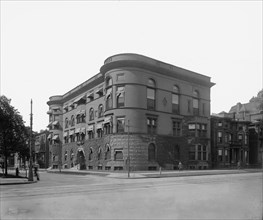 Detroit Club, between 1900 and 1906. Creator: Unknown.
