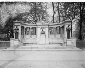Richard M. Hunt Memorial, New York, N.Y., between 1900 and 1906. Creator: Unknown.