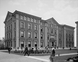 Schermerhorn Hall, Columbia University, N.Y., between 1900 and 1906. Creator: Unknown.