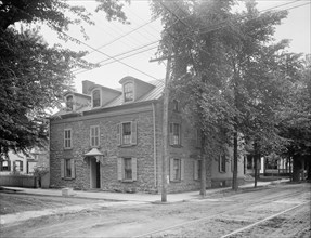 Elmendorf Tavern, Kingston, N.Y., between 1900 and 1906. Creator: Unknown.