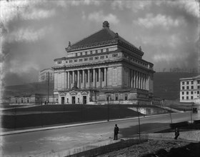 Allegheny Co. [County] Soldiers' Memorial, Pittsburgh, Pa., between 1910 and 1920. Creator: Unknown.