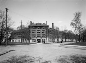 Engineering building, U[niversity] of M[ichigan], Ann Arbor, Mich., between 1904 and 1920. Creator: Unknown.