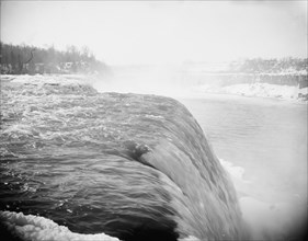 Niagara Falls from Prospect Point, between 1880 and 1901. Creator: Unknown.