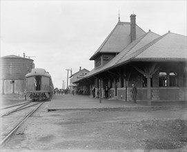 Kasota Station, between 1880 and 1899. Creator: Unknown.