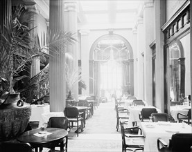 Georgian Hotel, New York, N.Y., between 1900 and 1905. Creator: William H. Jackson.