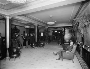 Griswold Hotel [lobby, Detroit, Mich.], between 1910 and 1920. Creator: William H. Jackson.