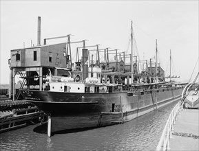 Cleveland & Pittsburgh ore docks, Cleveland, Brown conveying hoists, c1901. Creator: Unknown.