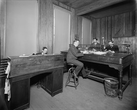 Shipping office, Leland & Faulconer Manufacturing Co., Detroit, Mich., 1903 Nov. Creator: Unknown.