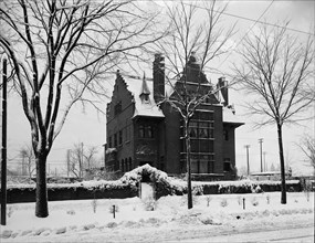 George Gough Booth residence, Detroit, Mich., between 1900 and 1905. Creator: Unknown.