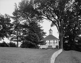 Summer house at Mt. Vernon, c.between 1910 and 1920. Creator: Unknown.