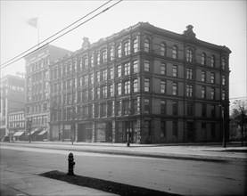 Grand Circus Building, Detroit, Mich., between 1905 and 1915. Creator: Unknown.