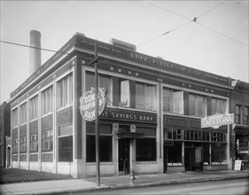 Dime Savings Bank, (Woodward & Willis branch), Detroit, Mich., between 1905 and 1915. Creator: Unknown.