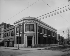 Michigan Avenue branch, Dime Savings Bank, Detroit, Mich., between 1905 and 1915. Creator: Unknown.