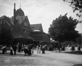 East front of the casino, Belle Isle Park, Detroit, Mich., between 1900 and 1908. Creator: Unknown.